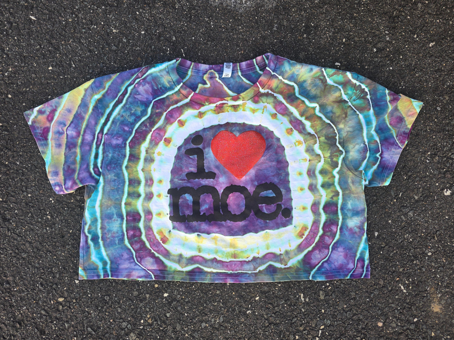 Women's Cropped Moe. tees