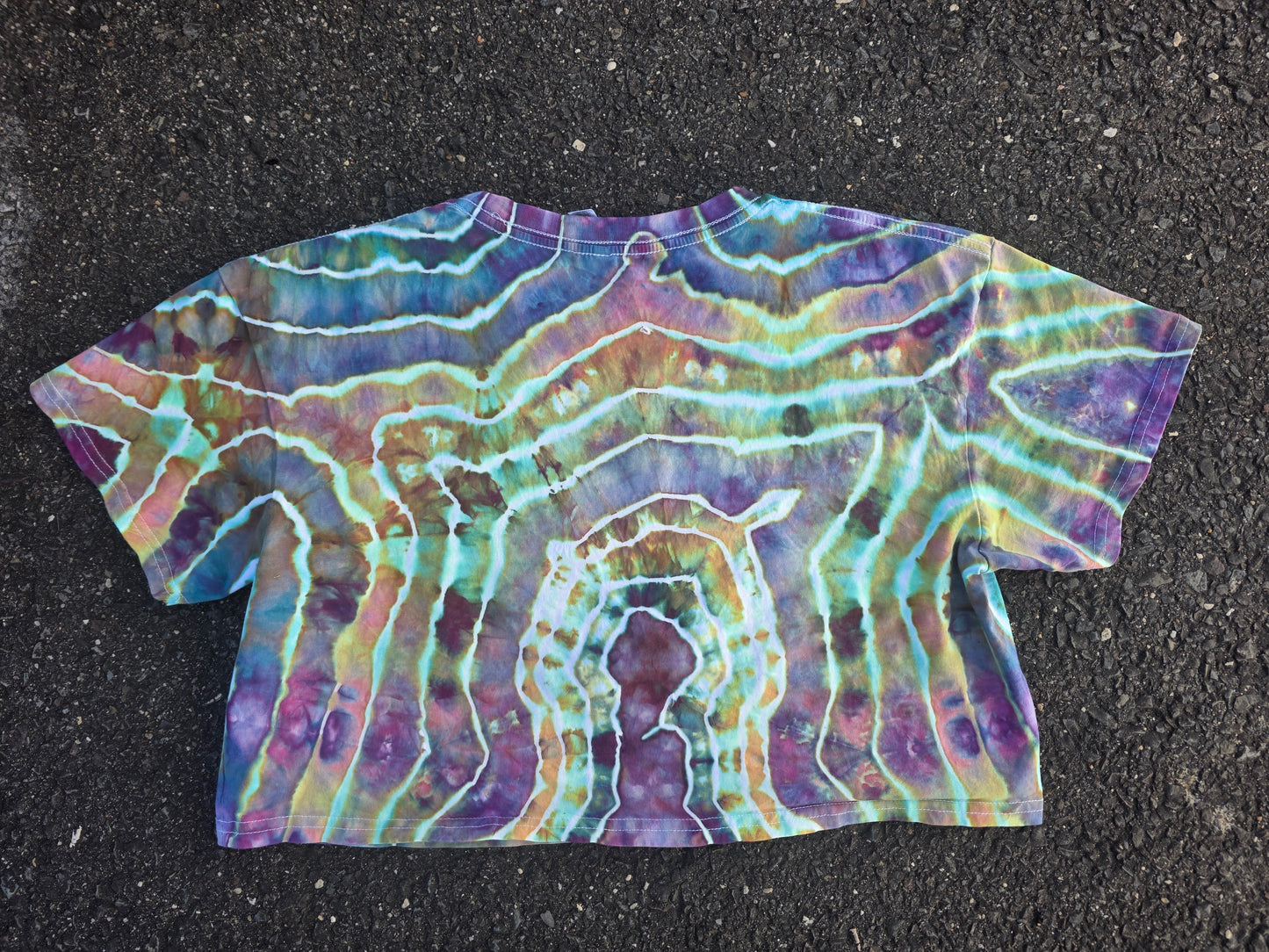 Women's Cropped Moe. tees