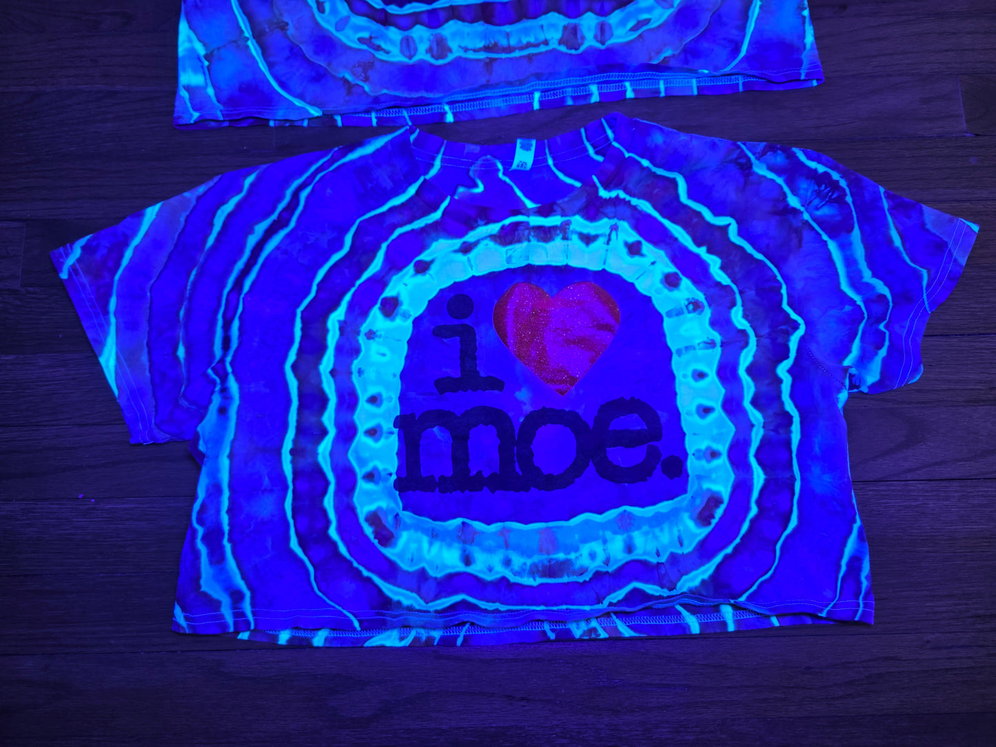 Women's Cropped Moe. tees