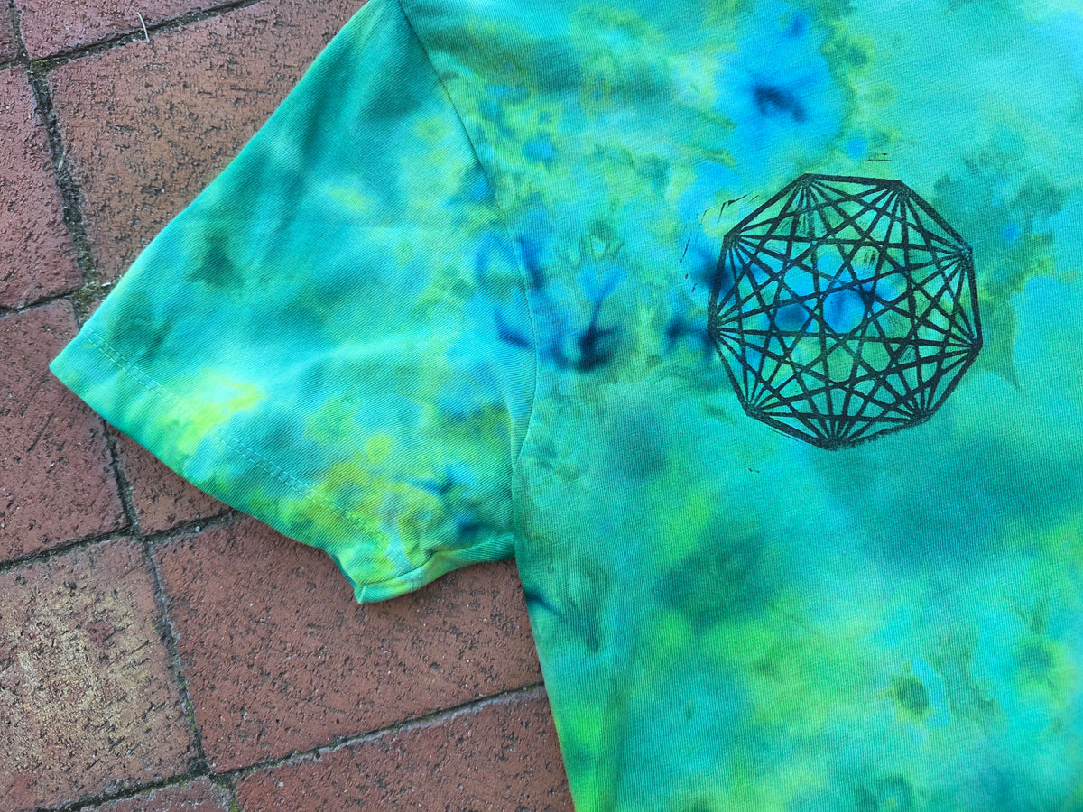 Small Tie Dyed Nonagon Boobies Crop