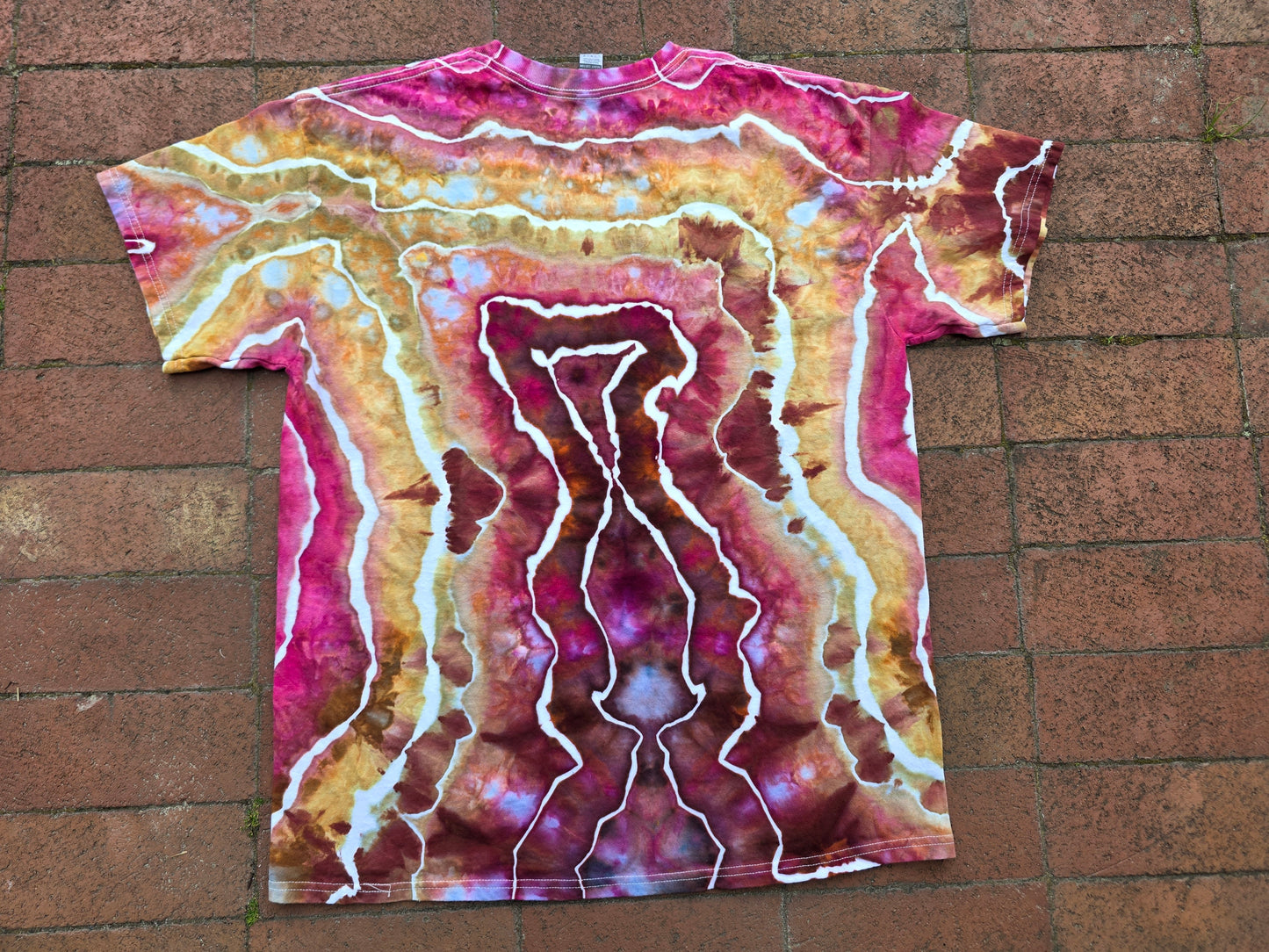 Large tie dyed The Murlocs tee