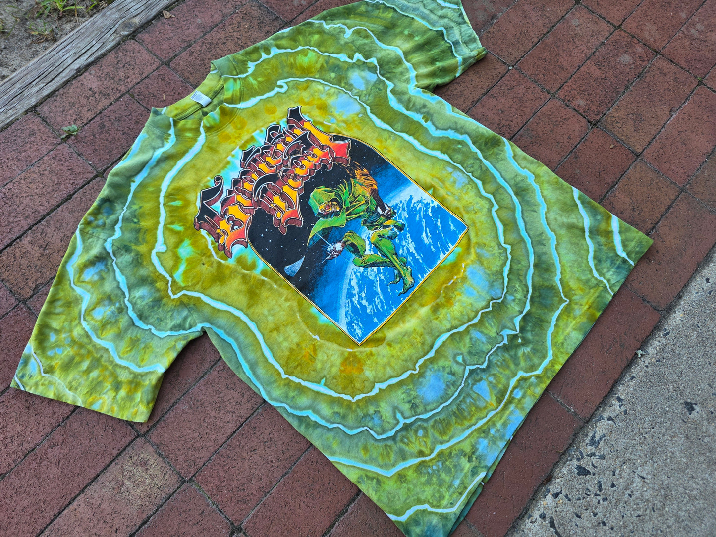 Large Grateful Dead tie dye