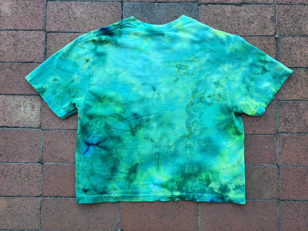 Small Tie Dyed Nonagon Boobies Crop