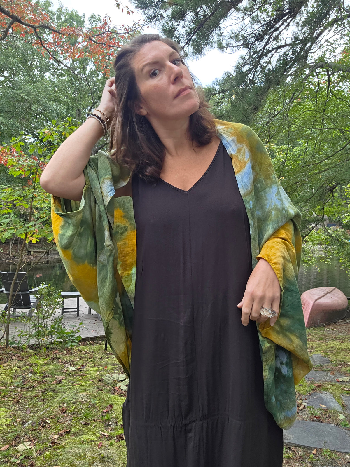 Autumn Days Geode Shawl in green/gold (one size)