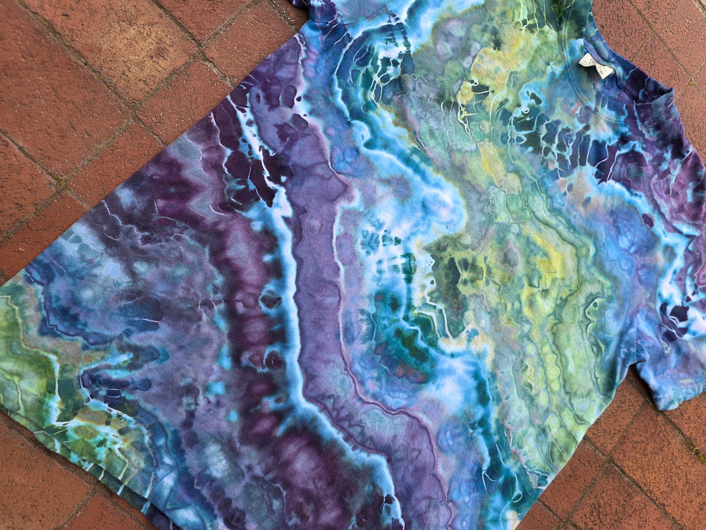 Large Compression Tie Dye