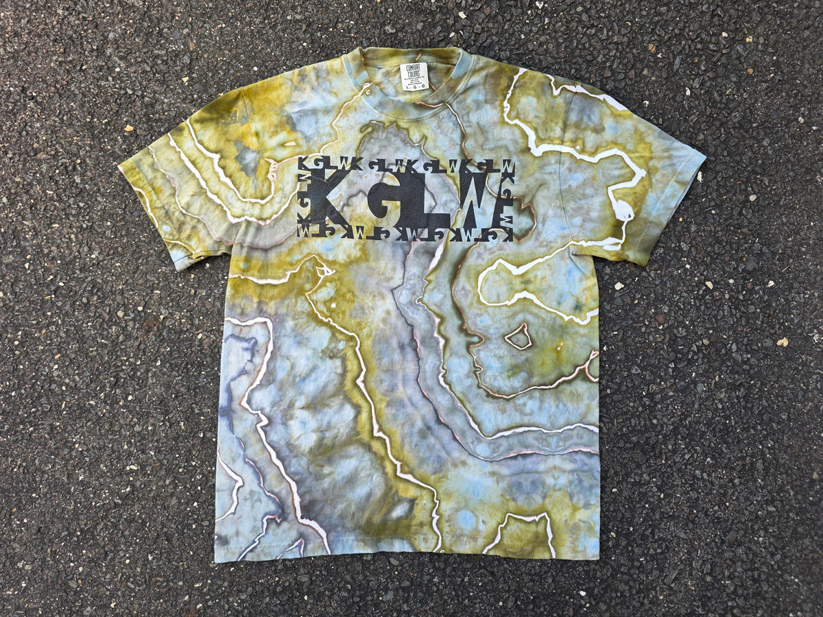 Large KGLW Font Geode Dyed tee