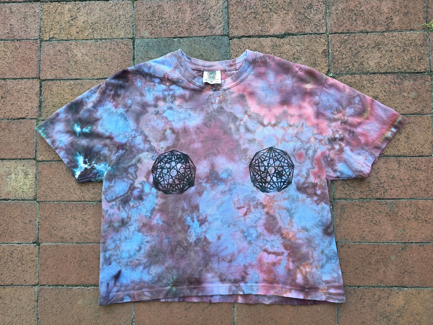 Medium Tie Dyed Nonagon Boobies Crop