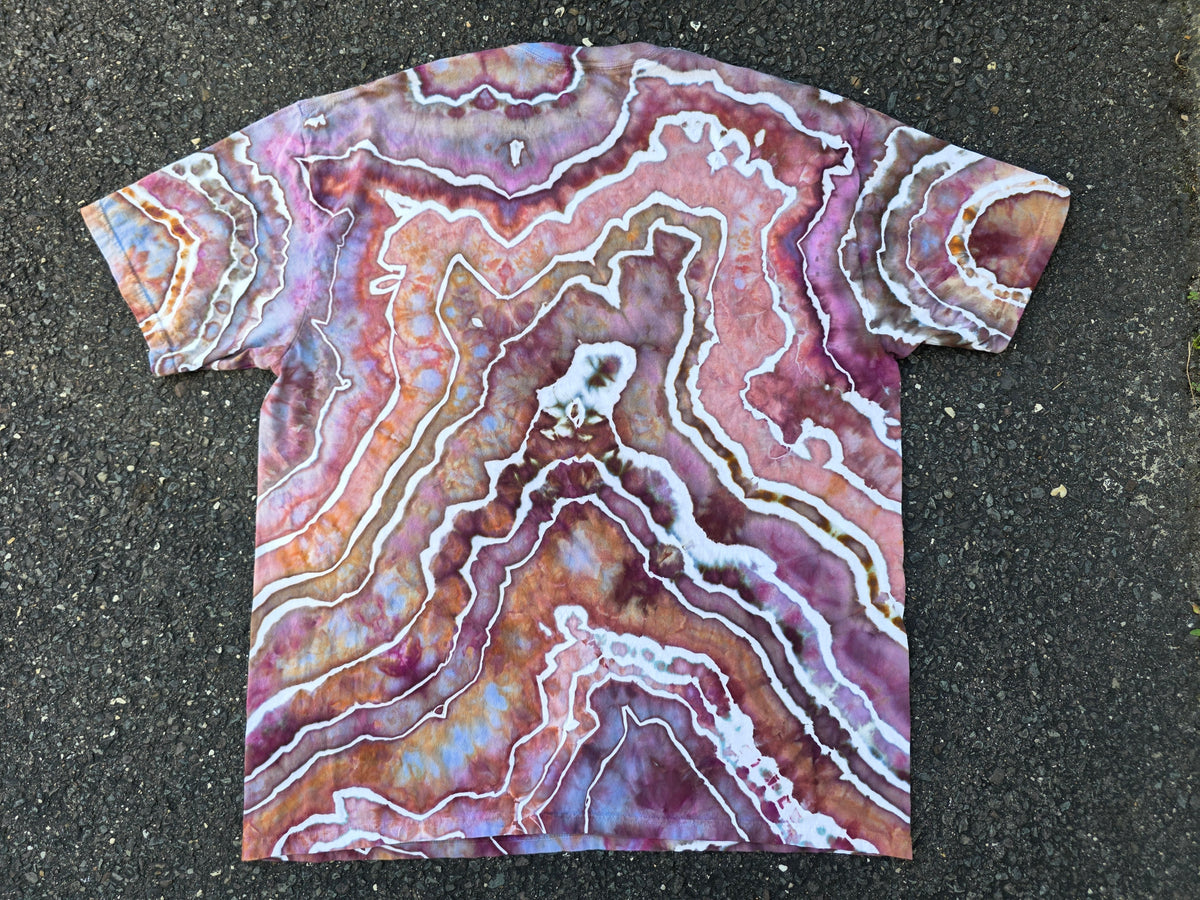 2X KGLW Font geode dyed tee