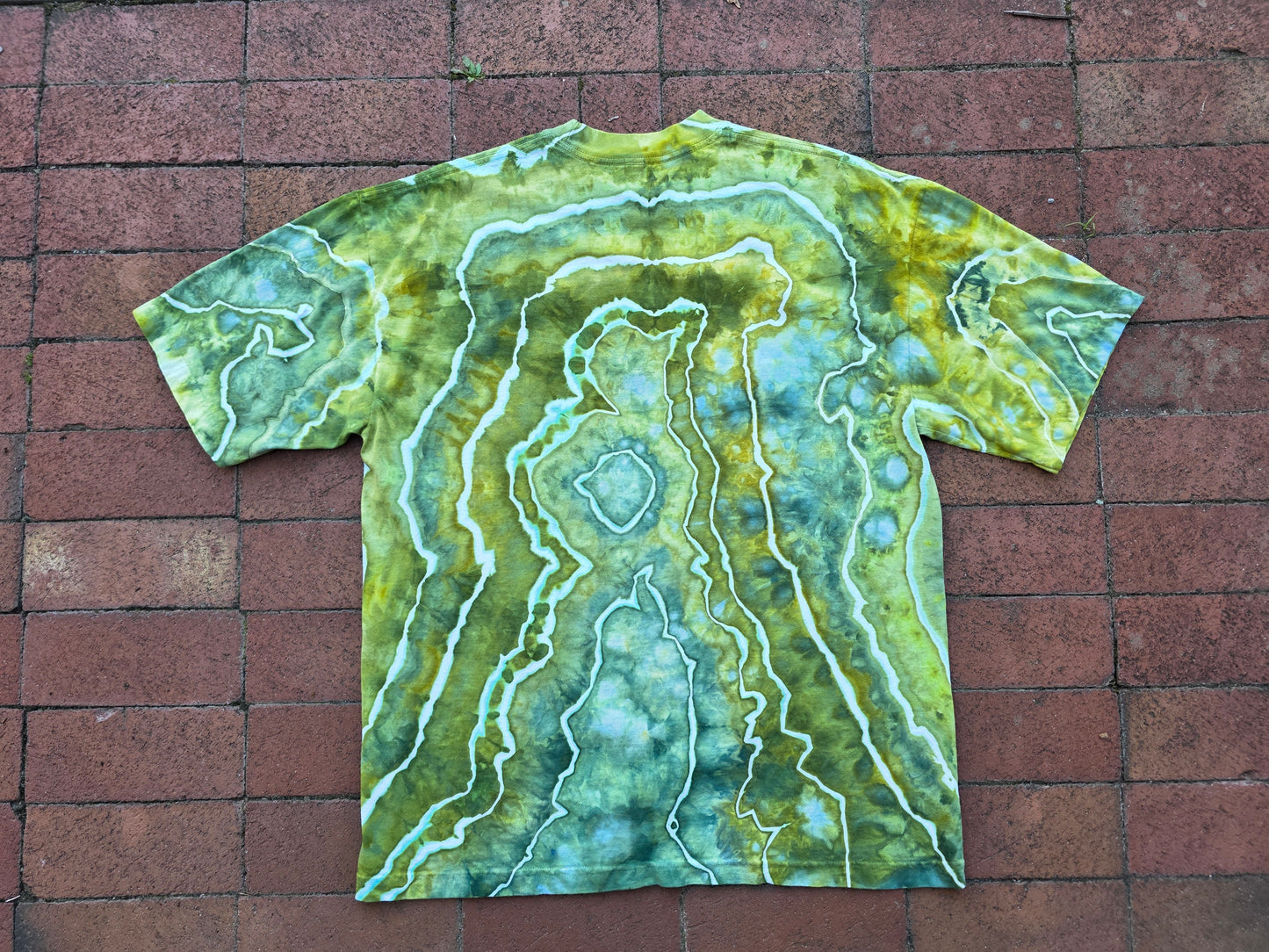 Large Grateful Dead tie dye